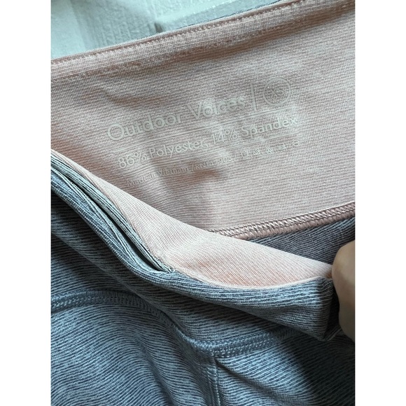 [Outdoor Voices] 7/8 Springs Blue, Gray, and Pink Leggings - Picture 3 of 4